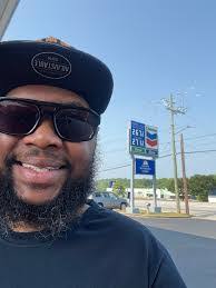 Andy Surles's Instagram, Twitter & Facebook