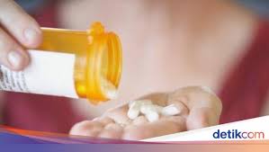 Obat ini digunakan untuk mengatasi berbagai kondisi berikut ini dosis dan cara penggunaan ranitidine. Begini Cara Kerja Obat Maag Ranitidin Yang Ditarik Dan Disebut Picu Kanker