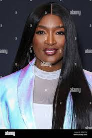 Marcus Bravo's Instagram, Twitter & Facebook