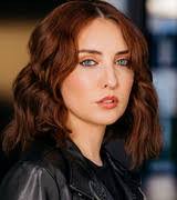 Debra Sperling's Instagram, Twitter & Facebook