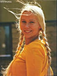 She is an actress, known for ystävät hämärän jälkeen (2008), mestarihuijarit (1983). Pin On Gals