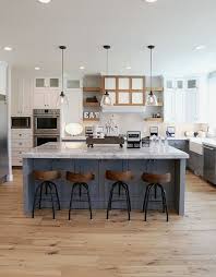 Pin By Caitlin Rasmussen On Home Improvement Ideas Farmhouse Kitchen Design Farmhouse Style Kitchen Modern Farmhouse Kitchens