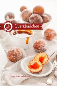 Quarkballchen Rezept Kleine Kuchen Ganz Einfach Und Schnell Rezept In 2020 Rezepte Quarkballchen Rezept Gute Rezepte