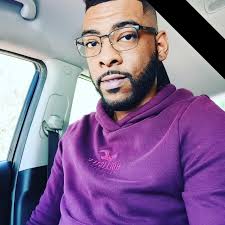 What are some good auto body shops in Granbury, Texas?