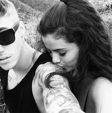 Justin bieber slams selena gomez fan calling for hailey bullying. Selena Gomez Hates Justin Bieber S Face Tattoo She Wants Him To Get It Removed Hollywood Life