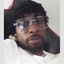 🚨 #BREAKING 🚨 ANOTHER MAJOR SINKHOLE JUST HIT DOWNTOWN ST. LOUIS This  time it's