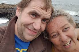 Fundraiser by Sean Simonsen : Sean Simonsen & His Mother Lost Their Home