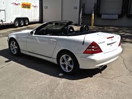 2002 Mercedes Benz Slk Class 2 Dr Slk320 At Http Www Windblox Com Mercedes Windscreen Mercedes Benz Slk Mercedes Benz Mercedes