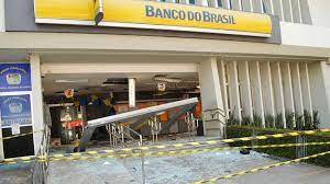 Personal attacks, name calling or insults. Brazil Bank Heist Armed Men Take Hostages In Attack On Cameta Bbc News