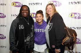 Naomi osaka is not a new name in the world of sports. Zendaya S Parents Getting Divorced After Eight Years Of Marriage New York Daily News