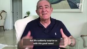 Confira a biografia, os detalhes de seus 53 anos de carreira e todas as notícias sobre descubra toda a carreira de renato aragão. Didi Responde A Neymar Jr E Stephen Curry Youtube
