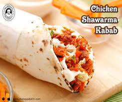Splash Of Sauces Fresh Veggies And Tender Chicken All Packed To A Roll Chicken Shawarma Tastes Amazing At Thalappakatti Restauran Yummy Breakfast Food Dishes