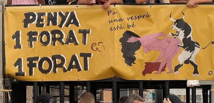 Sagunto: La Coordinadora Feminista condena el "denigrante" logo de una peña taurina y pide al ayuntamiento que actúe