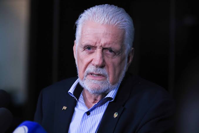 STF autoriza monitoramento de celular do senador Jaques Wagner por risco de vazamento em operação da PF