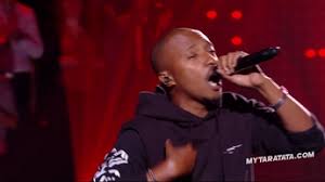 Des chanteurs expérimentés ou novices tentent de séduire le public et les 4 coachs, jenfier, mika, soprano et julien clerc lors d'auditions à l'aveugle présentée par nikos aliagas et karine ferri, la saison 8 de the voice est diffusée à partir du 9 février 2019. Taratata Soprano Les Lives