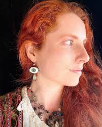 👁️ Reposr @alexis.berger :: Spotlight