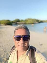 Tommy Acosta's Instagram, Twitter & Facebook