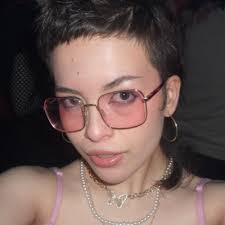 Nicola Orr (@nic0lback)