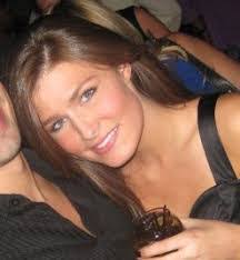 Kerry Stern's Instagram, Twitter & Facebook