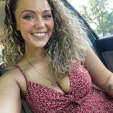 Jasmine Carino's Instagram, Twitter & Facebook