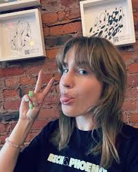 Veronica Dyer (@notveronicadyer) • Instagram photos and videos