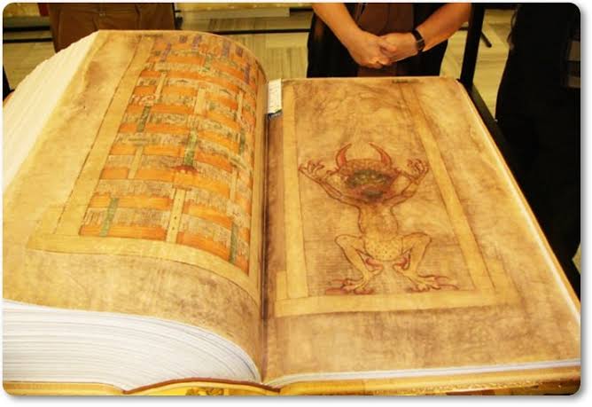 Hudičeva Biblija – največji obstoječi rokopis na svetu…… | Don Marko M