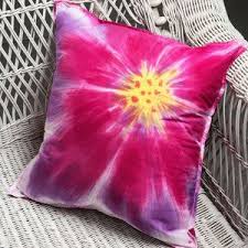 The magic of the internet. Sunburst Blossom Pillow Tie Dyed Pillows Tie Dye Diy Dyed Pillows