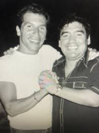 Dans une récente interview il annonçait même que sa femme, mélanie page était à. Sacha Nokovitch On Twitter Lundi Prochain A Minuit France 2 Va Programmer Le Documentaire De Nagui Maradona Par Diego Qui Avait Ete Diffuse En 2001 Sur Canal Un