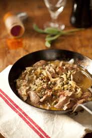 Foie De Veau A La Florentine Novembre C Est La Fete A La Tripe Panier De Saison Recette Foie De Veau Recettes De Cuisine Recette Foie De Veau