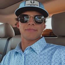 Hunter Workman (@HunterWorkman_)