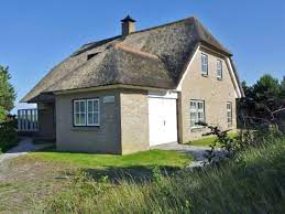 Ameland is een prachtig waddeneiland. Ferienhaus Duinwind Strandnah In Den Dunen Ameland