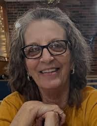 Kathy Hash's Instagram, Twitter & Facebook