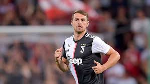 2 premier league clubs alerted to ramsey's availability. Juventus Midfielder Aaron Ramsey Sidelined For Minimum 10 Days Due To Thigh Injury Sports News Firstpost