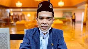 Abdul somad batubara (born may 18, 1977) is an indonesian islamic preacher and scholar from asahan, north sumatra. Why Are Women In Veils Mocked