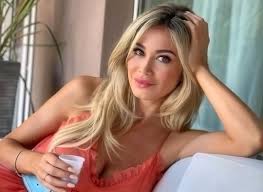 Età, altezza, fidanzato, la conduttrice prima del successo, sanremo e instagram. Instagram Crush Diletta Leotta Suburban Men