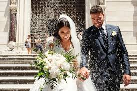 Die besten sprüche zur goldenen hochzeit. Goldene Hochzeit Tipps Und Inspirationen Brigitte De