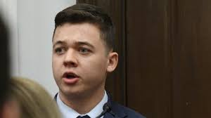 Judge admonishes prosecutor in Rittenhouse trial