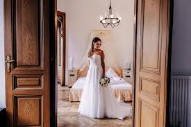 We did not find results for: Das Richtige Brautkleid Fur Die Hochzeit Florian Gunzer