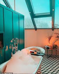 The most instagrammable bathroom of all time. Zoella Shares A Glimpse Inside Her Luxurious Lockdown Life Daily Mail Online