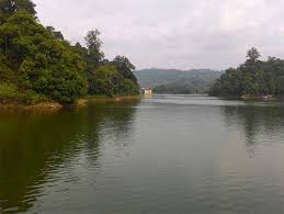 Seperti yang semua maklum tasik kenyir adalah tasik buatan yang luasnya dalam. Tempat Menarik Di Kelantan Untuk Dilawati Percutian Bajet