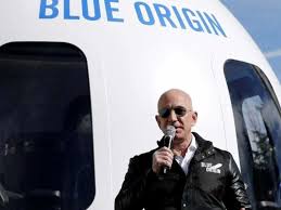 The unnamed bidder will be one of four passengers including amazon founder jeff bezos himself (above). Jeff Bezos Jeff Bezos Of Amazon Will Go On A Space Trip These Two People Will Go Together Know Who Is Lucky Jeff Bezos Will Go To Space Trip In Blue