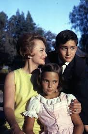 Olivia De Havilland And Family In The 1960s Olivia De Havilland Classic Film Stars Celebrity Families