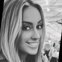 Holly Everson's Instagram, Twitter & Facebook