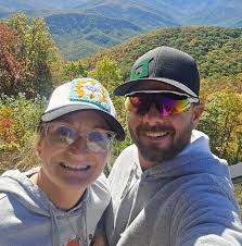 Looking for a qualified car stereo installer