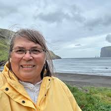 Is rinsing ground beef before cooking necessary?