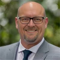 900+ "Binsfeld" profiles