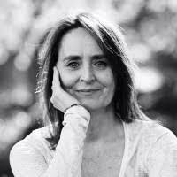 Alice Hogan's Instagram, Twitter & Facebook