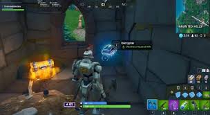 Chercher dans une maison du desert remplie de chaises ! Defi Fortbyte N 55 Guide Defi Decryptage Chercher A Haunted Hills Fortnite Saison 9 Puce N 55