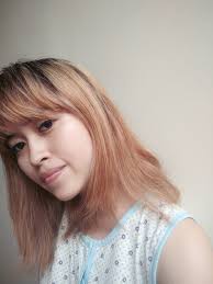 Ada banyak variasi model yang bisa membuat penampilanmu semakin elegan dan stylish. Vicky Story Review Nyu Creme Hair Colour