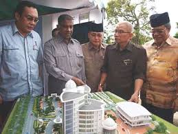 He was reportedly admitted to hospital after complaining of stomach pain on thursday. Islamic Complex For Sibu Folks The Star